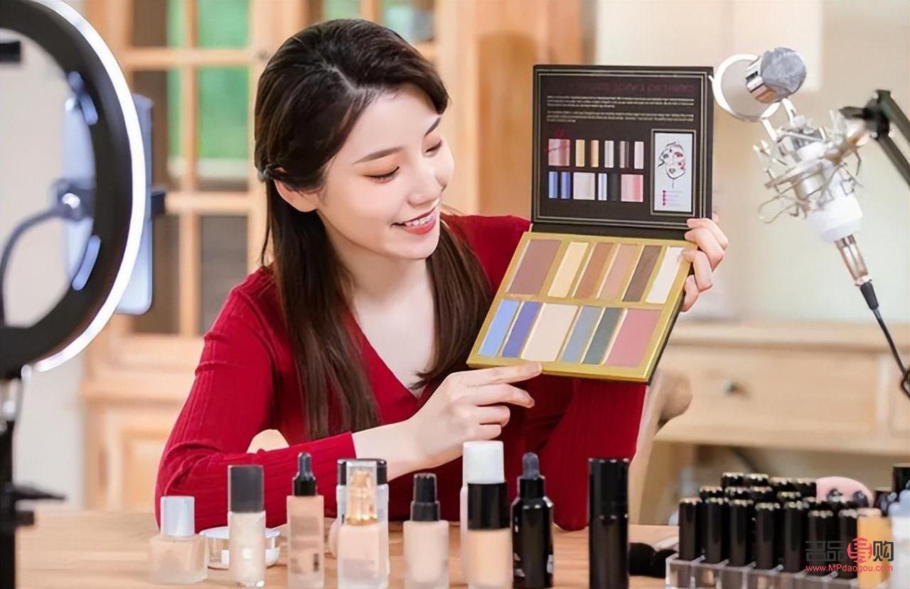 彩妆怎么拿货直播(彩妆怎么拿货直播卖货)