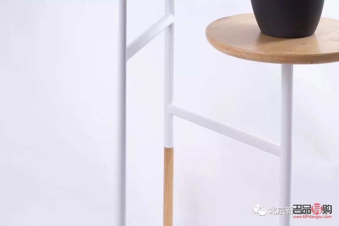 美容凳品牌推荐：哪个牌子更值得选择？