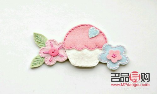 最感动闺蜜礼物送什么(最感动闺蜜礼物送什么花)