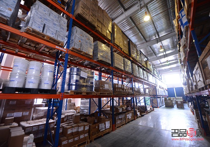 怎么管理彩妆仓库(怎么管理彩妆仓库的员工)