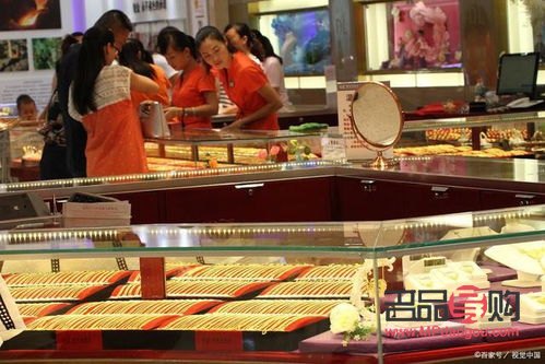 在银行买金条还是去金店买(在银行买金条还是去金店买黄金好)