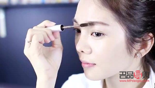 彩妆星星怎么画(星星妆容图片)