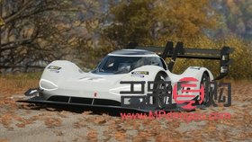 <h3>地平线4游戏中如何捡取礼物箱？</h3>