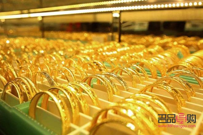 金店金价低于国际金价(金店金价一般比国际金价高多少)