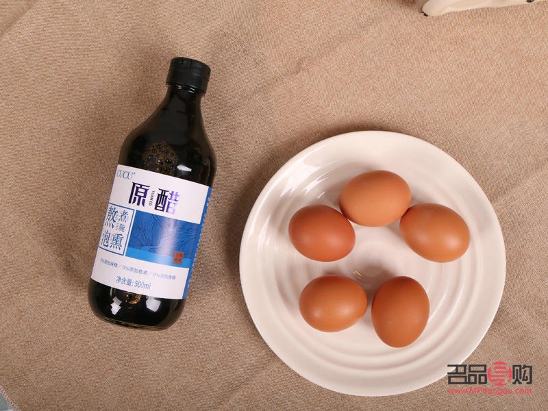 <h3>鸡蛋与醋的美容奥秘</h3>