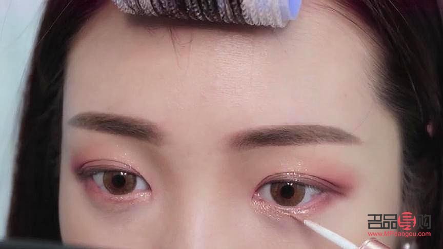 新手学画眼线视频教程图片(新手学画眼线视频教程图片大全)