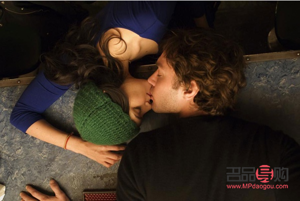 <h3>CP彩妆化妆技巧大揭秘</h3>