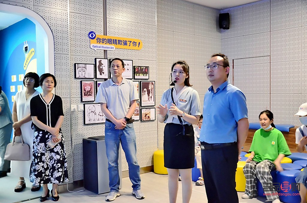 眼疗馆都有哪些项目(眼疗馆都有哪些项目名称)