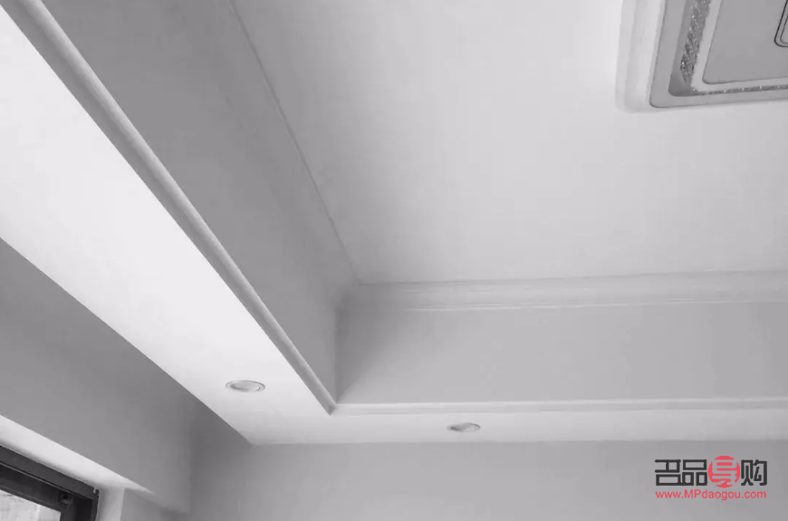 <h3>探索新款双眼皮吊顶设计之美</h3>