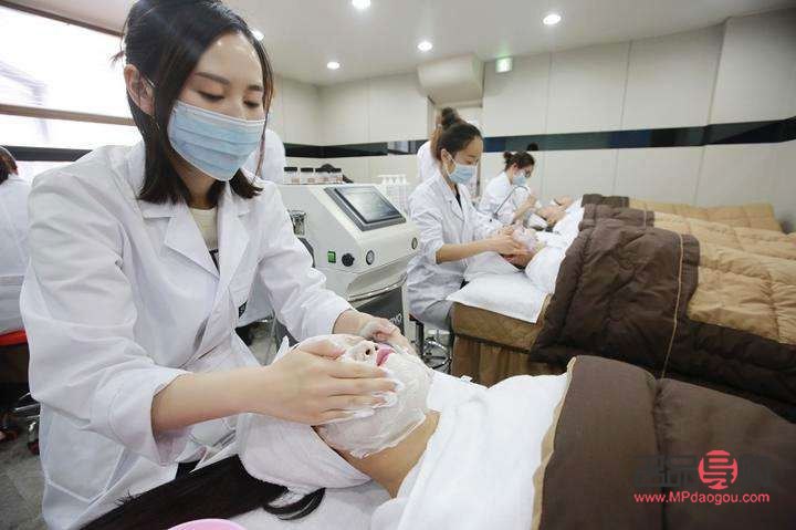 美容去哪里学习(美容应该去哪里学)