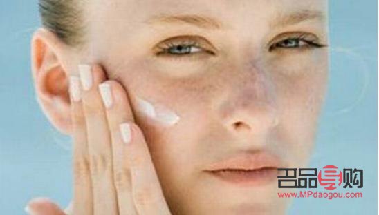 <h3>彩妆变黑秘诀大公开</h3>