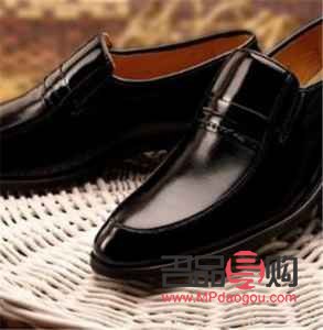 身体乳护理皮鞋怎么洗(身体乳护理皮鞋怎么洗干净)