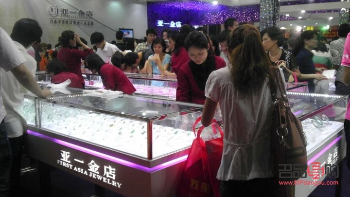 <h3>亚一金店价格高昂的背后原因探究</h3>