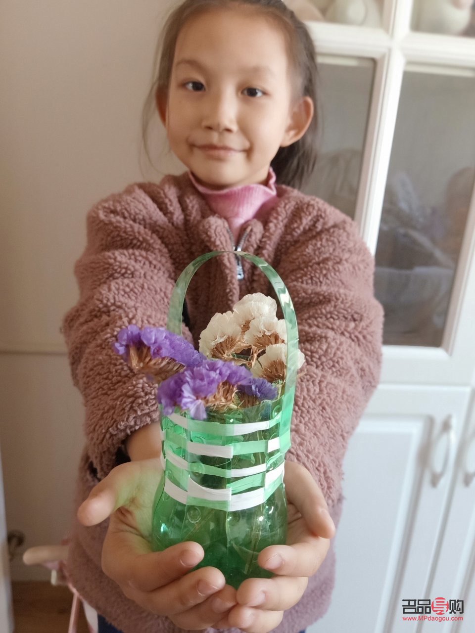 小礼物塑料瓶怎么做(小礼物塑料瓶怎么做的)