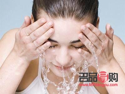 干皮身体护理全攻略：呵护肌肤，告别干燥