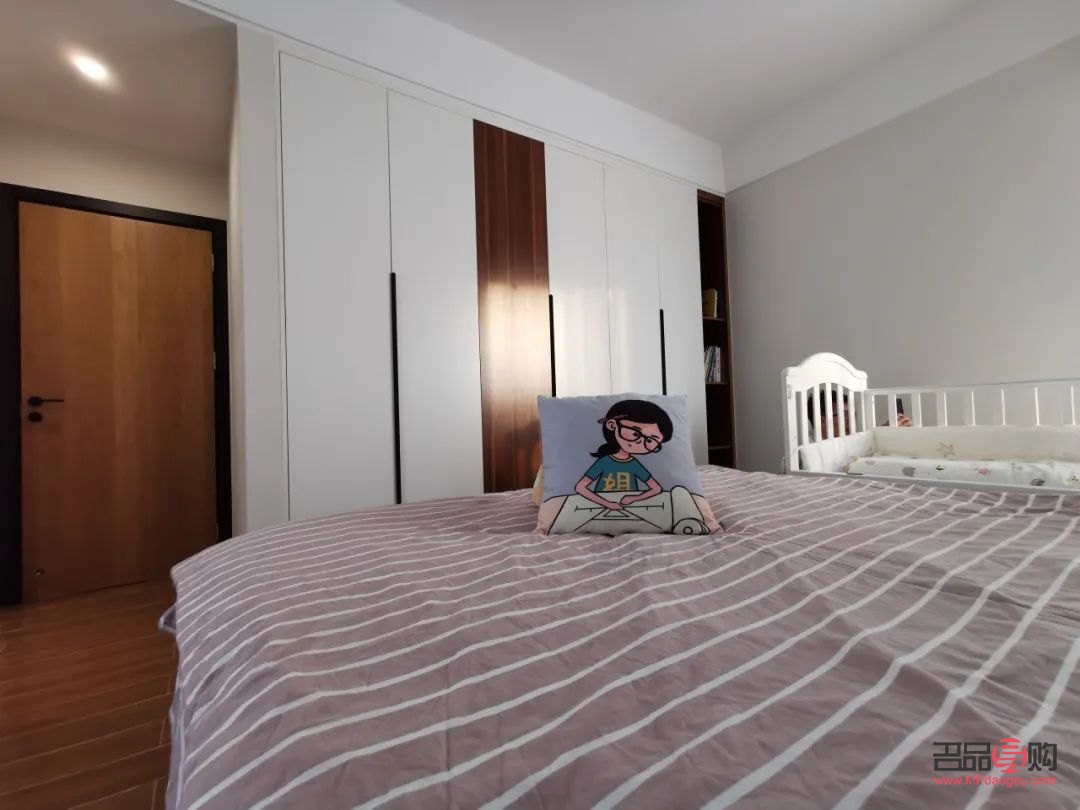 双眼皮价格图片效果图(双眼皮价格图片效果图大全)