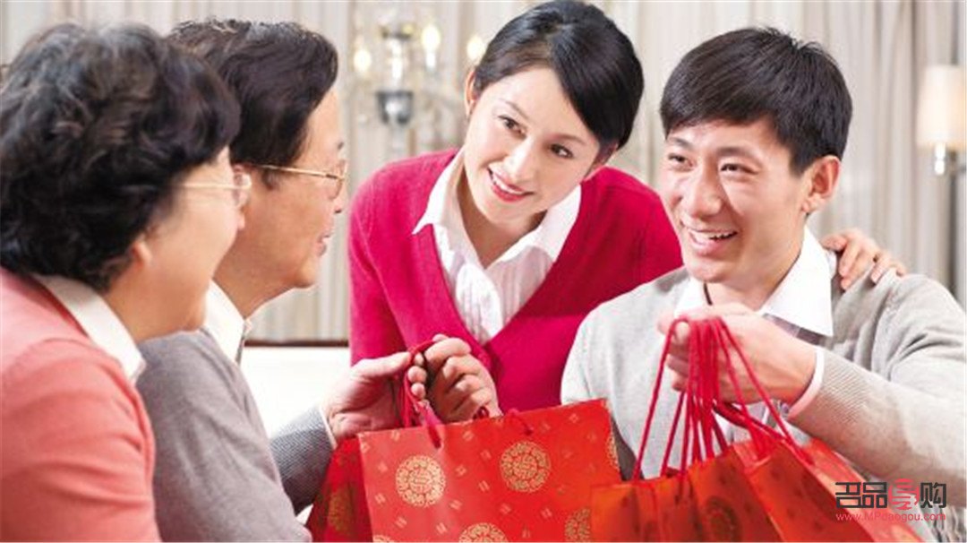 给亲家带点什么礼物呢(给亲家带点什么礼物呢图片)