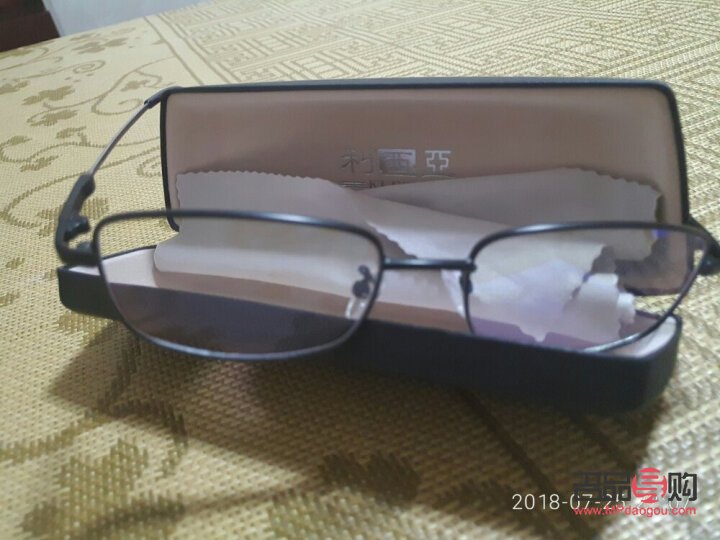 有远近两用的老花眼镜吗