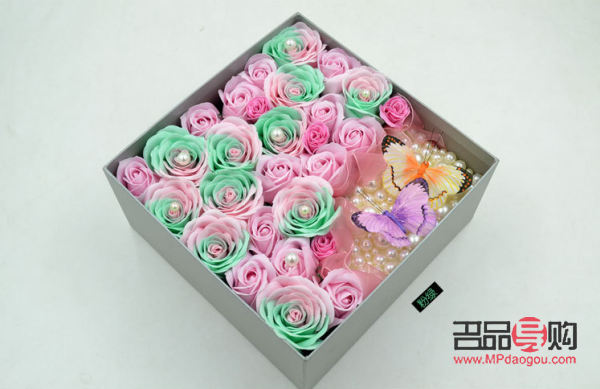 送什么给女士礼物(送什么给女士礼物好)