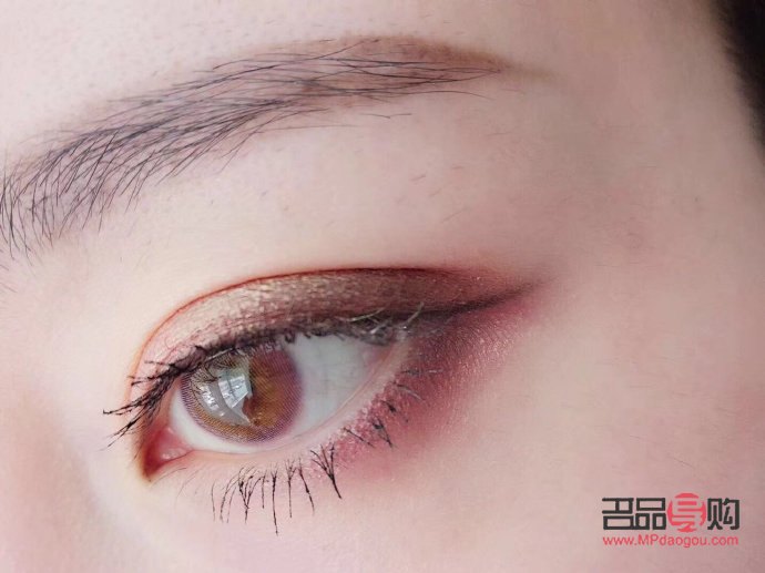 怎么画彩妆盒子(怎么画彩妆盒子好看)