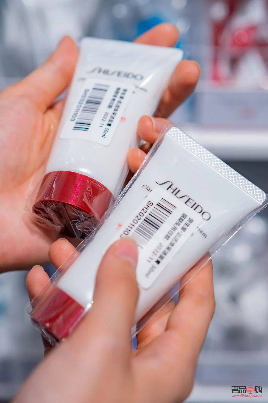 如何领取小样彩妆(如何领取小样彩妆礼盒)