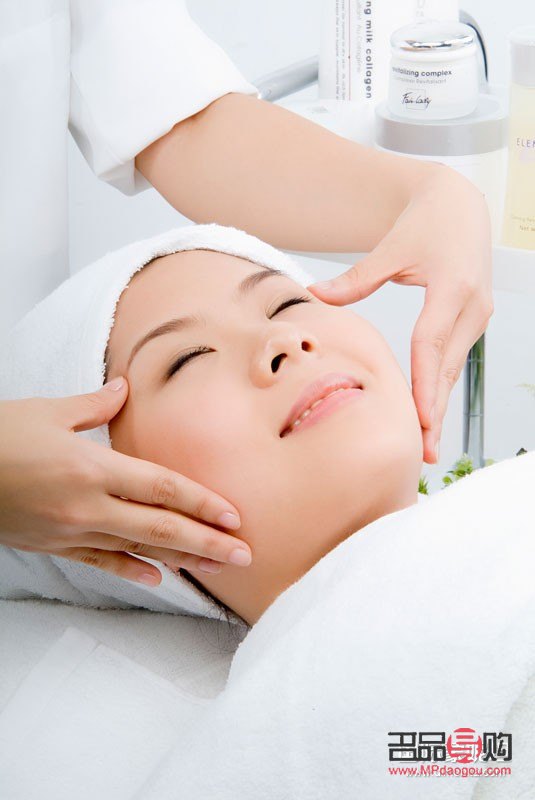 怎么学习做美容(怎样学做美容初学者的)