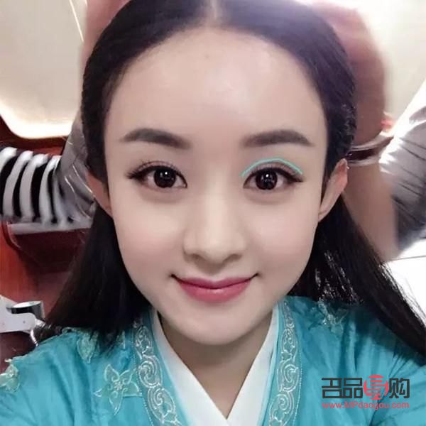 <h3>新月型双眼皮与脸型的完美搭配指南</h3>