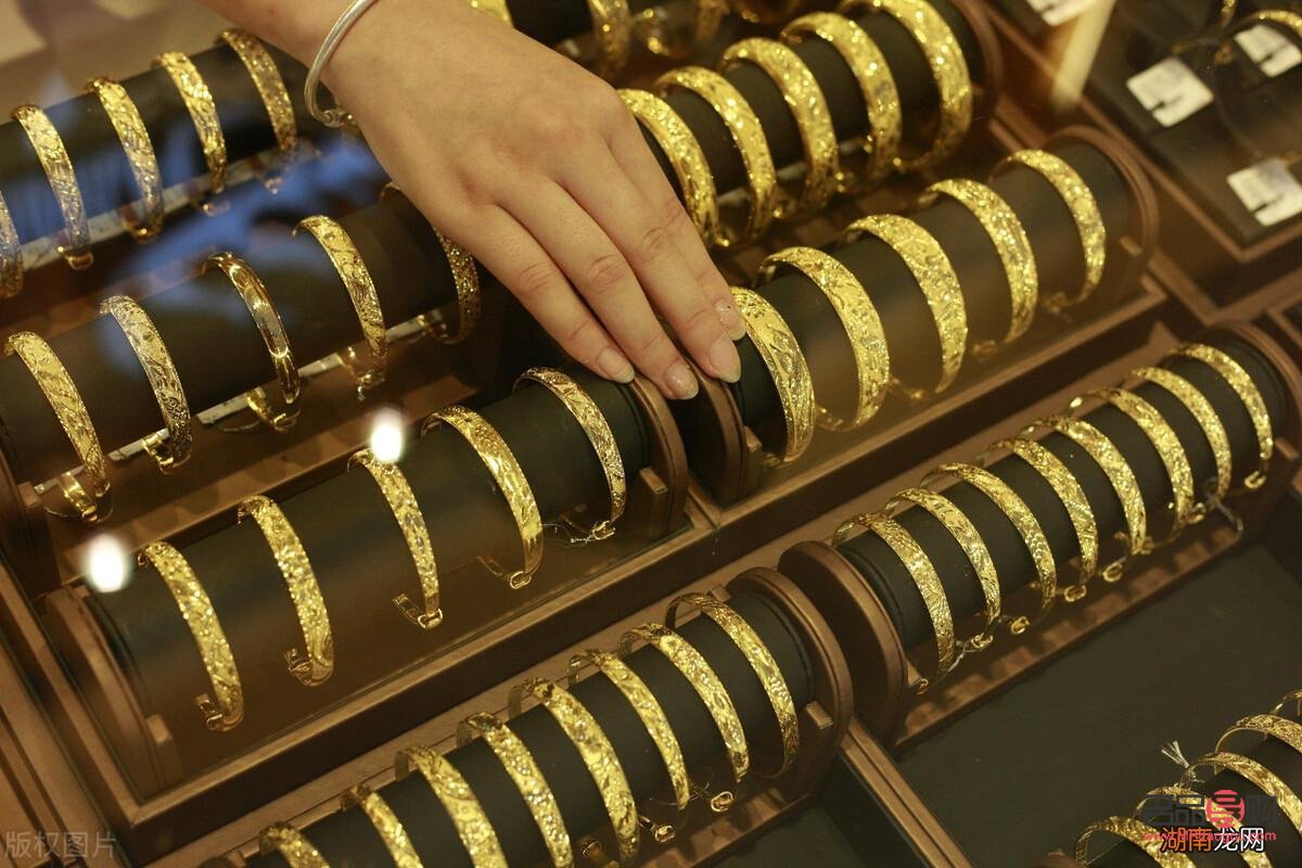 金店黄金首饰清洗服务全解析