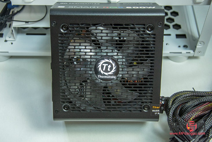 <h3>发烧时如何正确护理身体</h3>