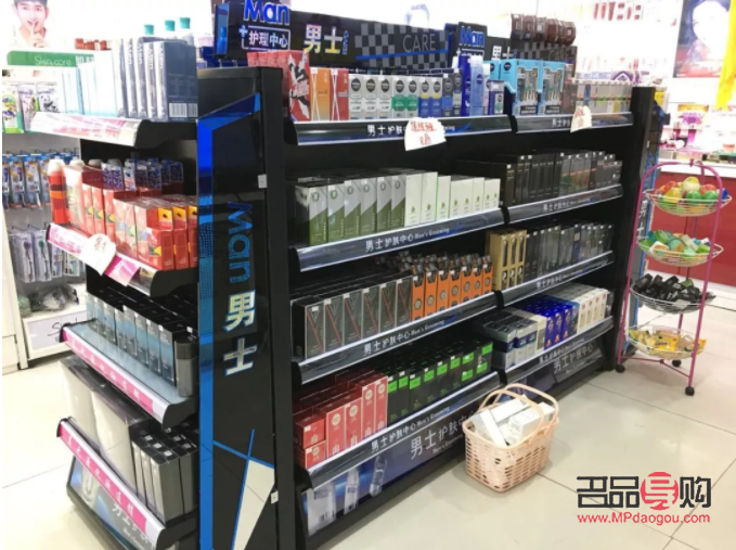 彩妆引流策略大揭秘：打造魅力彩妆品牌，吸引无数粉丝追捧！