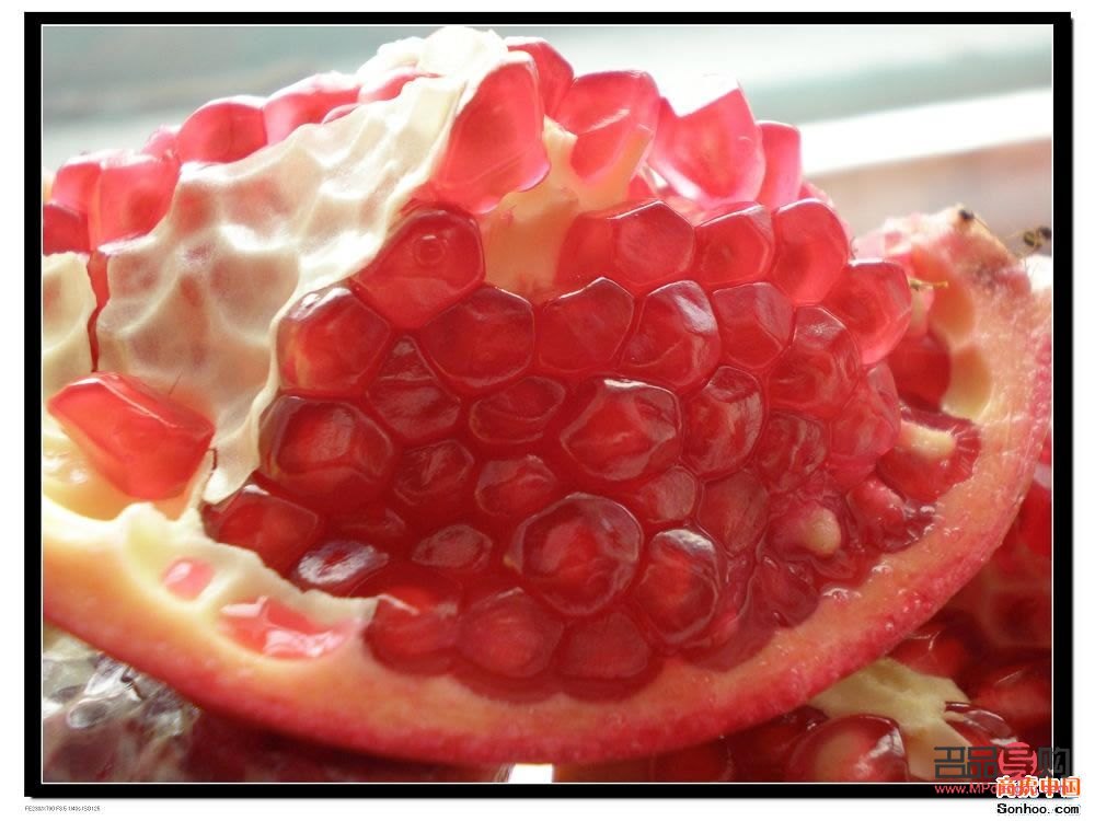 <h1>石榴的神奇护理功效，为您的身体注入活力</h1>