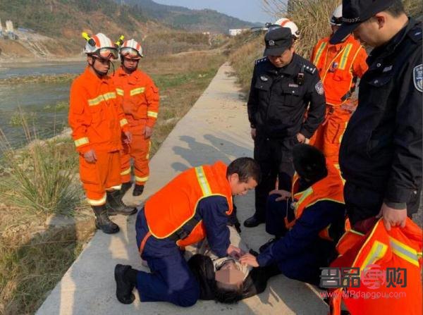 黄金实时行情24小时交易中心：掌握黄金市场脉搏，实现财富增值梦想