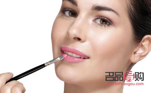 <h3>彩妆过敏怎么办？有效应对方法大揭秘</h3>