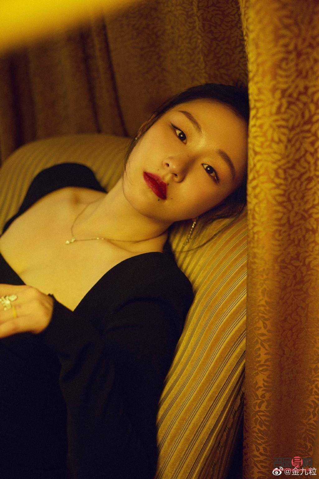 肿眼泡割双眼皮案例(什么年龄割双眼皮最好)