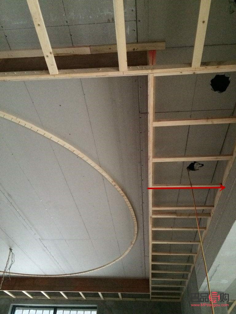 盖帽顶的双眼皮吊顶好看吗(盖帽顶的双眼皮吊顶好看吗图片)