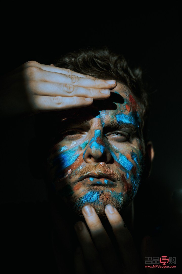 如何买到国外彩妆(如何买到国外彩妆产品)