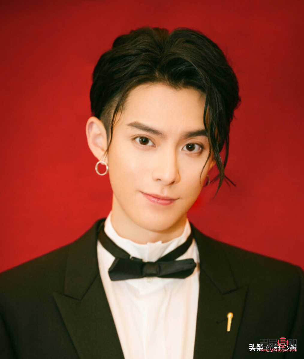 <h3>王鹤棣收到的特别礼物</h3>