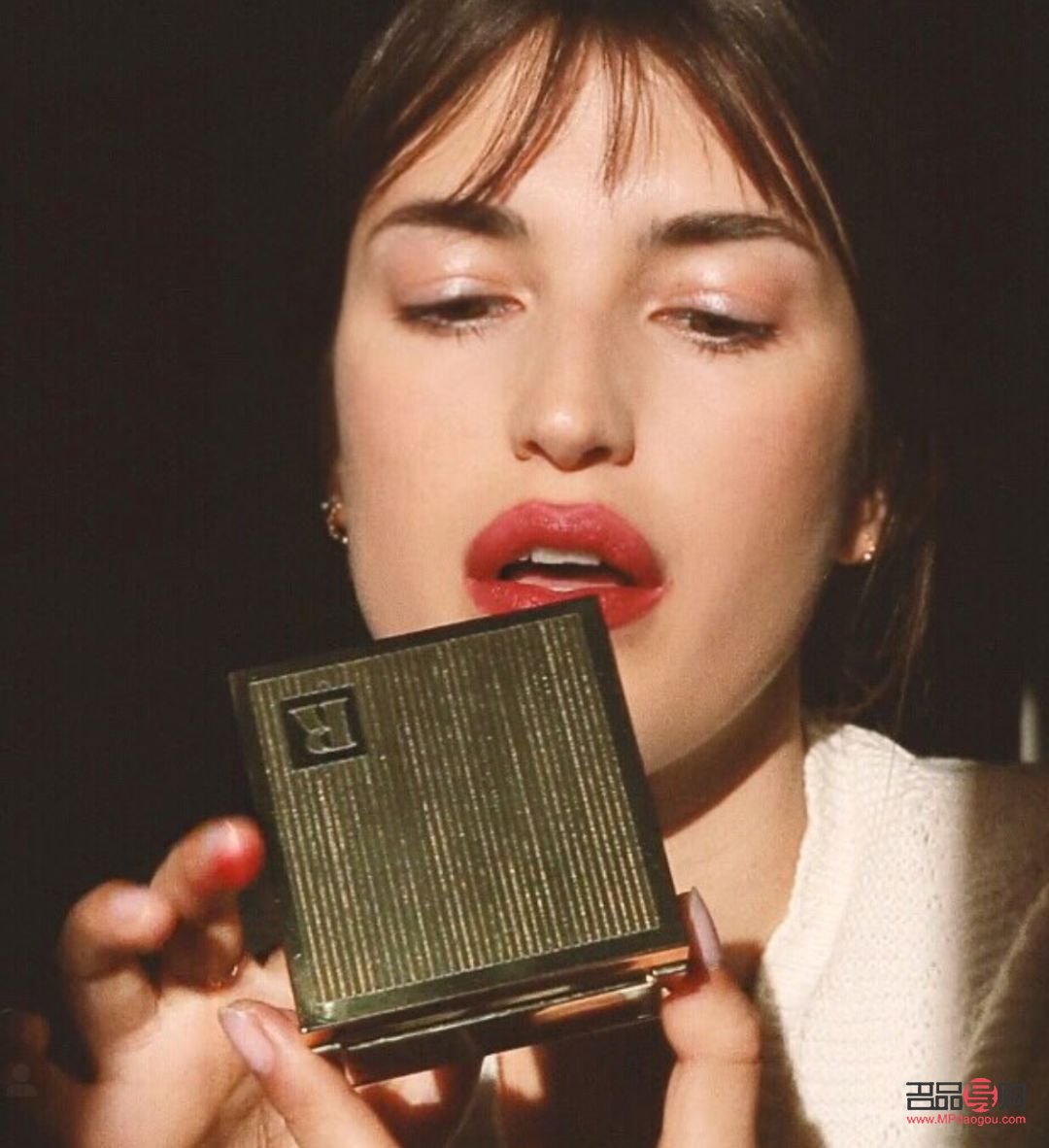 怎么画彩妆顺序(怎么画彩妆顺序图)