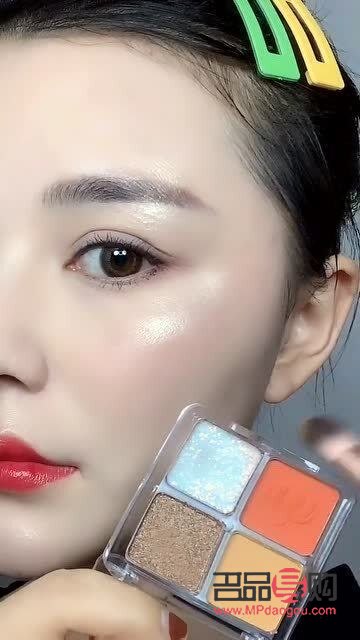 眼妆教程日常化妆浓妆图片(眼妆教程日常化妆浓妆图片女)