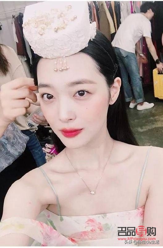 扇形双眼皮与平行双眼皮：哪一种更显老？