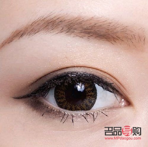 <h3>双眼皮整形：选择哪家医院更靠谱？</h3>