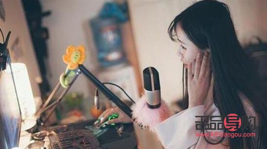 主播送女孩礼物怎么说(主播送女孩礼物怎么说祝福语)