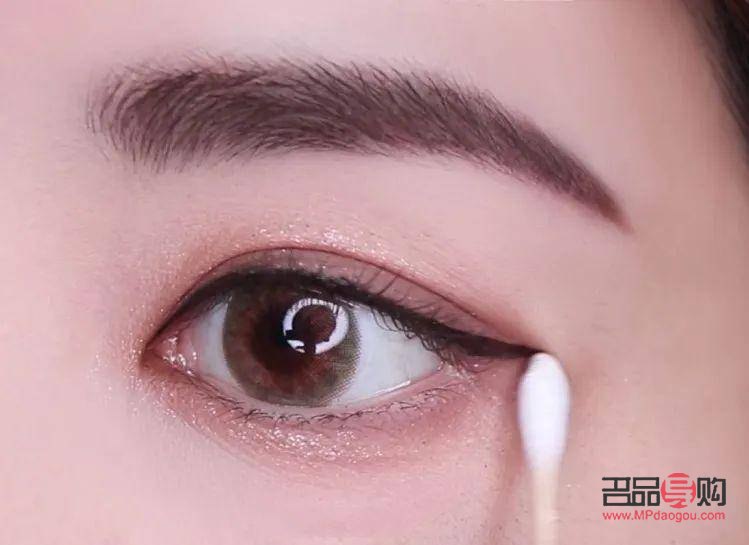 哪里洗眼线洗的干净(哪里洗眼线洗的干净一点)