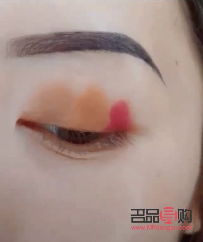 怎么用亮粉做美容(亮粉怎么用在脸上视频)