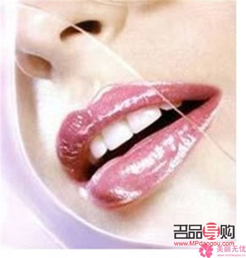 <h3>厚嘴唇的美容秘诀与技巧</h3>