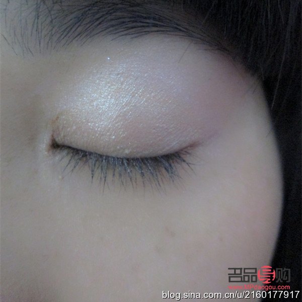 孕妇怎么选彩妆(孕妇怎么选彩妆颜色)