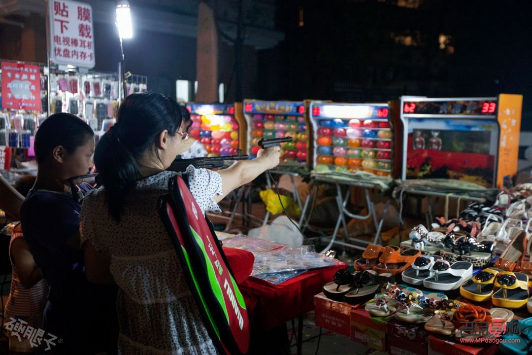 夜市有人扫礼物吗(夜市有人扫礼物吗现在)