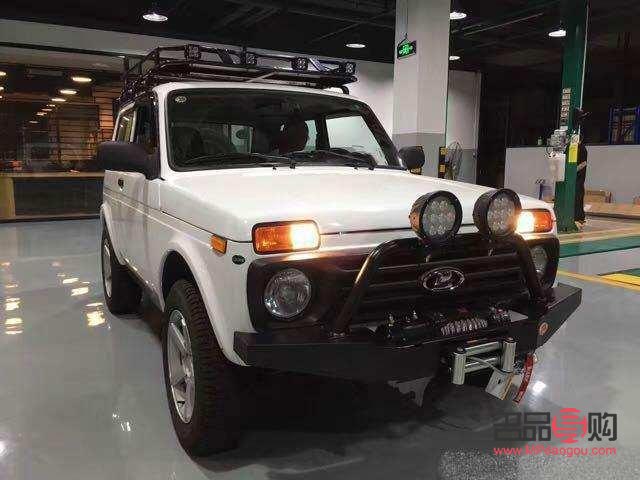 <h3>彩妆技巧：打造梦幻白云妆容</h3>