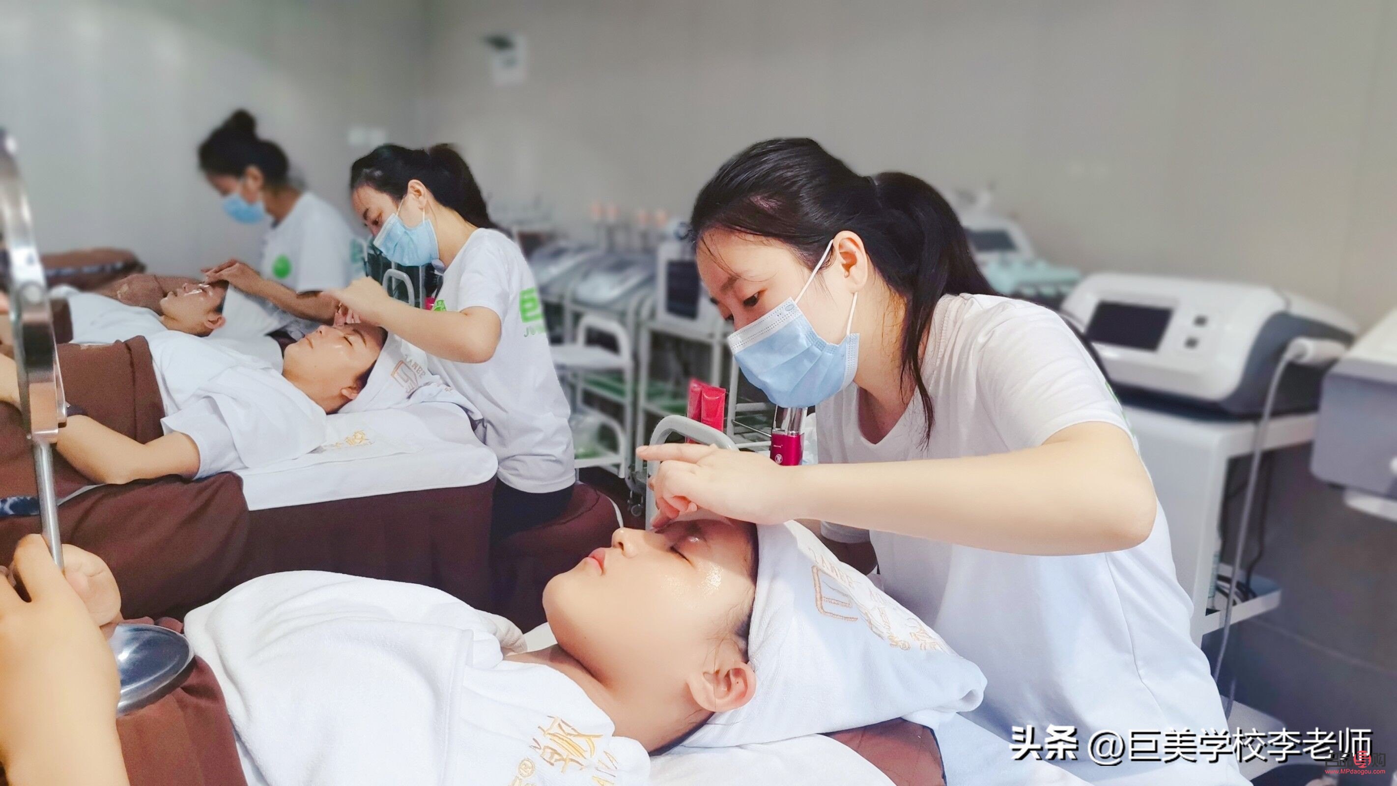 美容多少学费(美容多少学费合适)