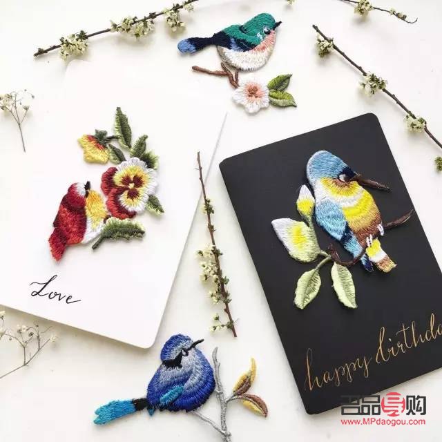 那个礼物是谁送给你的(那个礼物是谁送给你的英文)